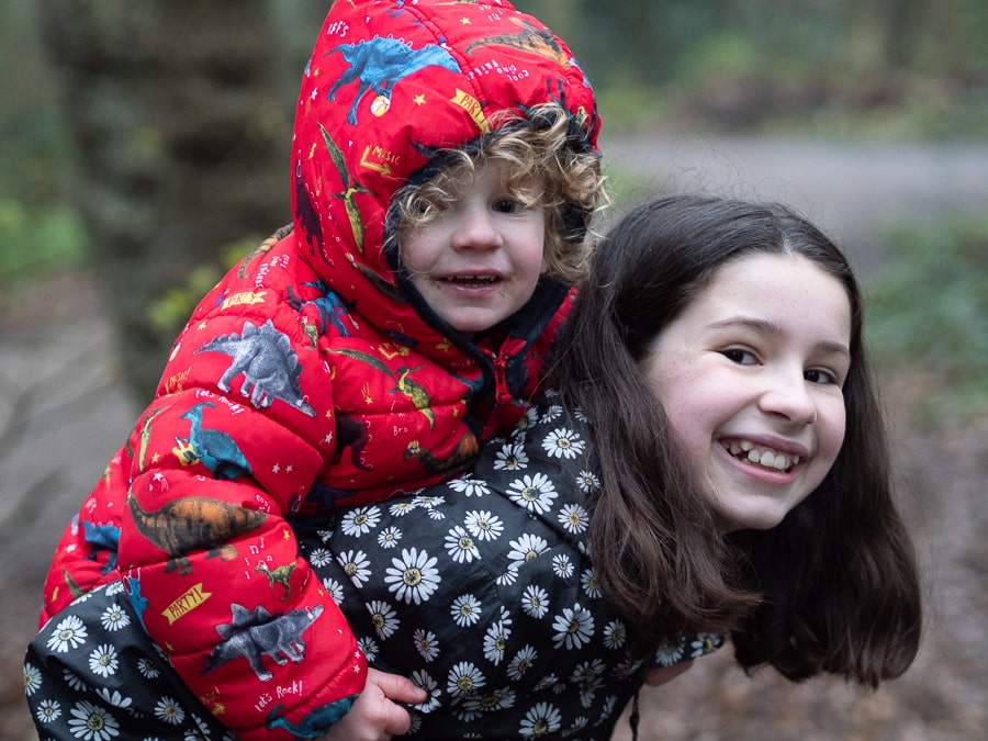 kids piggyback