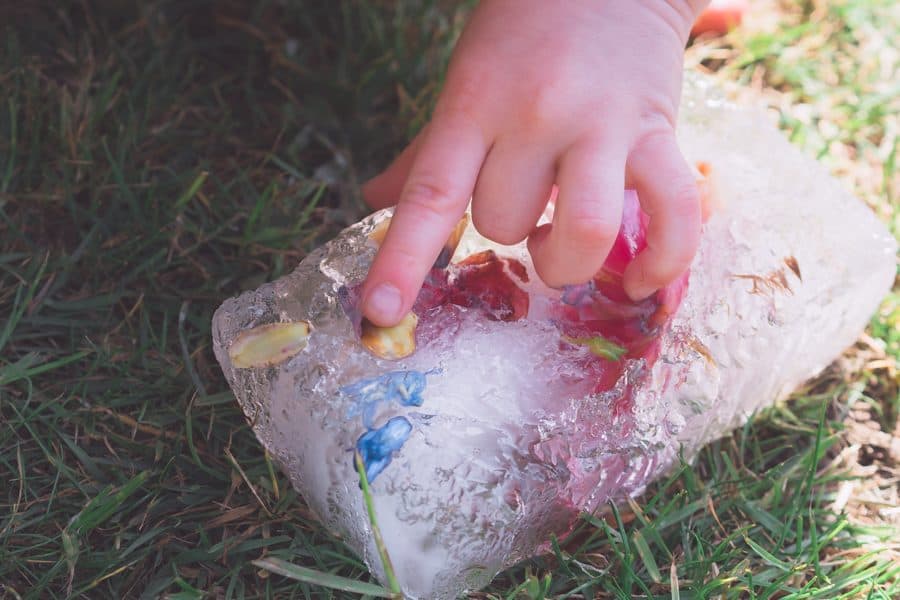 Spring Flower Sensory Play